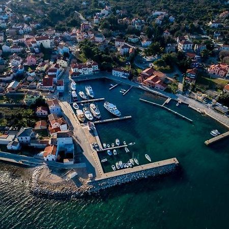 Apartament Oaza Nerezine Zewnętrze zdjęcie