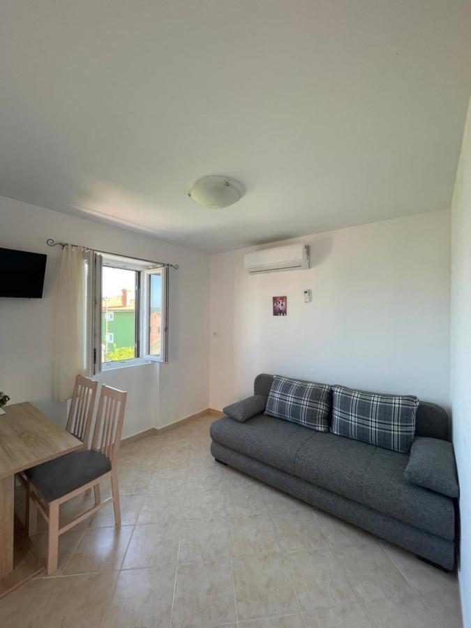 Apartament Oaza Nerezine Zewnętrze zdjęcie