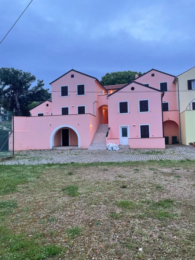 Apartament Oaza Nerezine Zewnętrze zdjęcie
